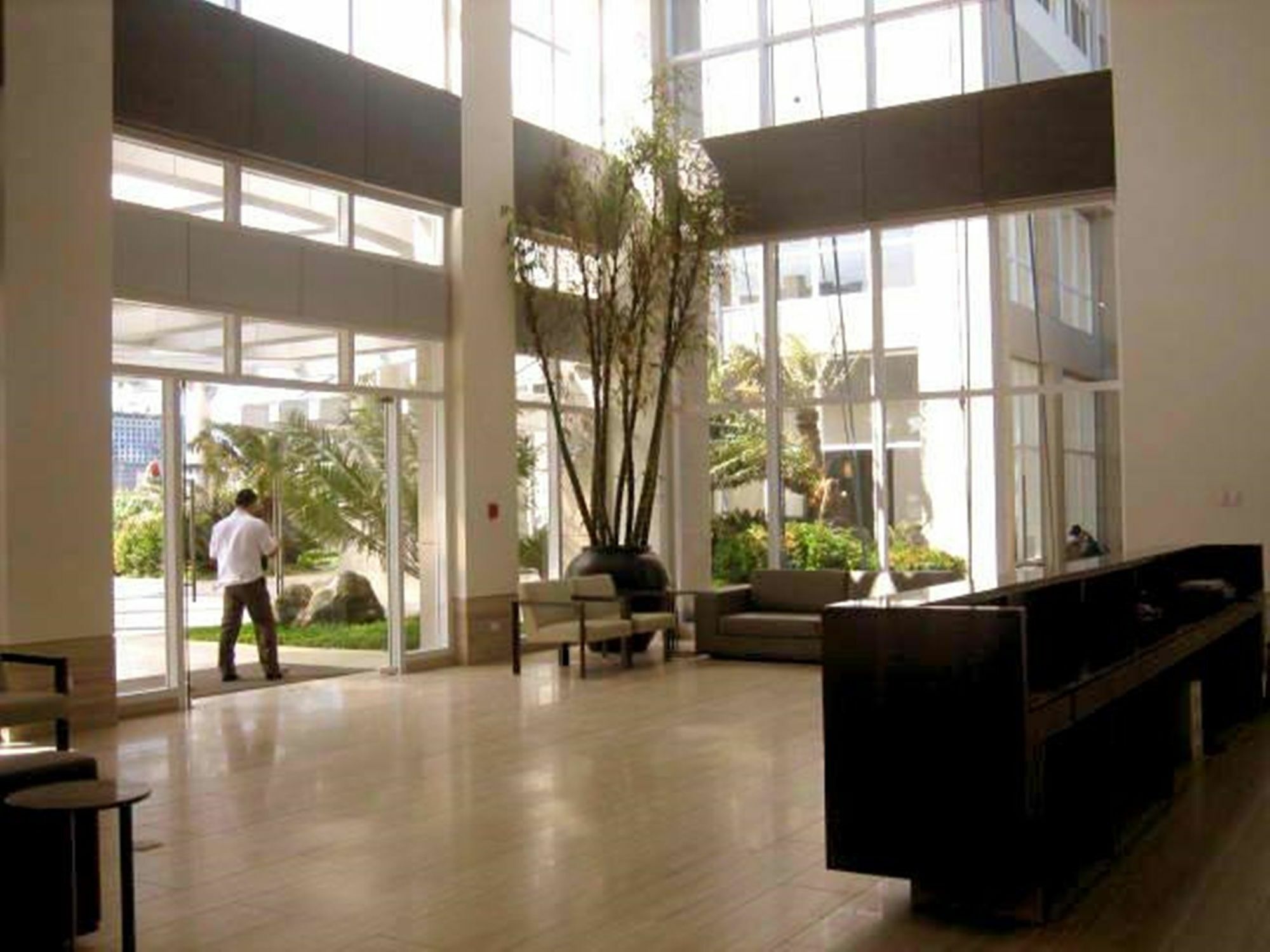 Go-Stay @ South Of Market Taguig Zewnętrze zdjęcie